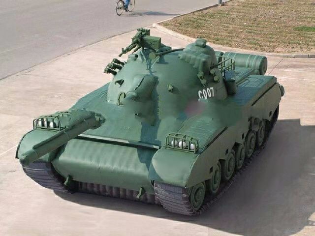 南靖军用充气坦克车